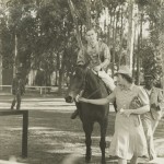 Alan-Thal-Cape-Hunt-Polo-Club-Race-at-Durbanville-South-Africa-1944-2-150x150