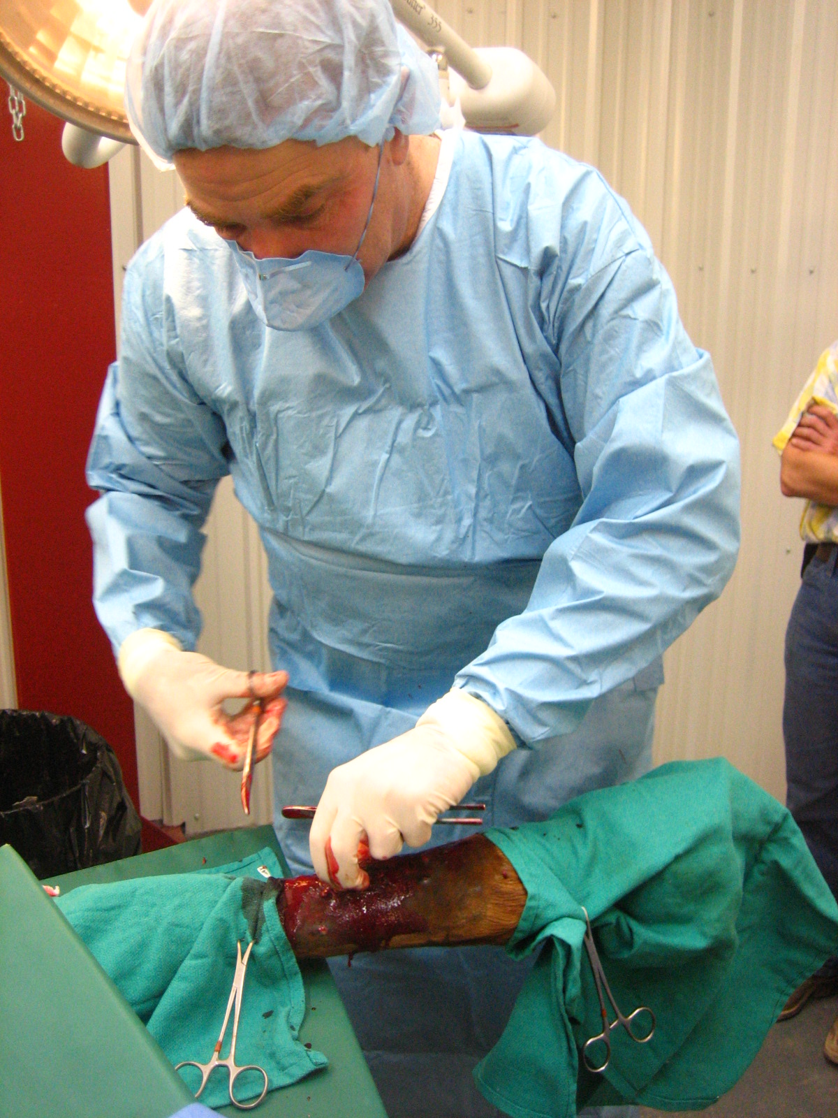 Dr. Thal in Surgery